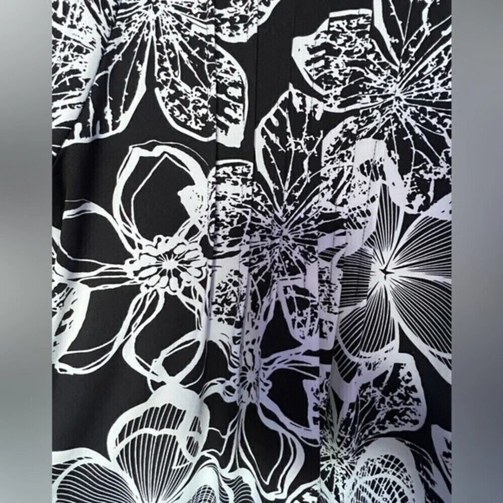Women's Eci New York black white dress floral  size 2 - Picture 4 of 8